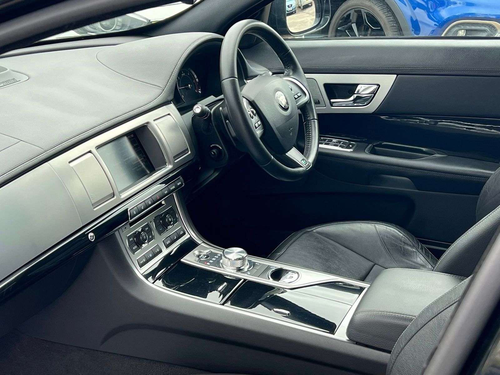 2015 JAGUAR XF 2015 JAGUAR XF