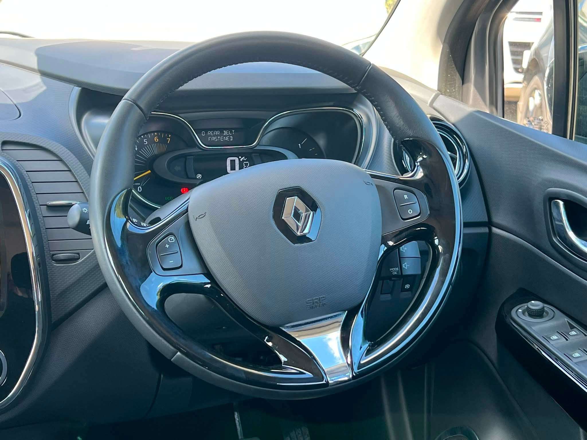 2015 RENAULT CAPTUR 2015 RENAULT CAPTUR