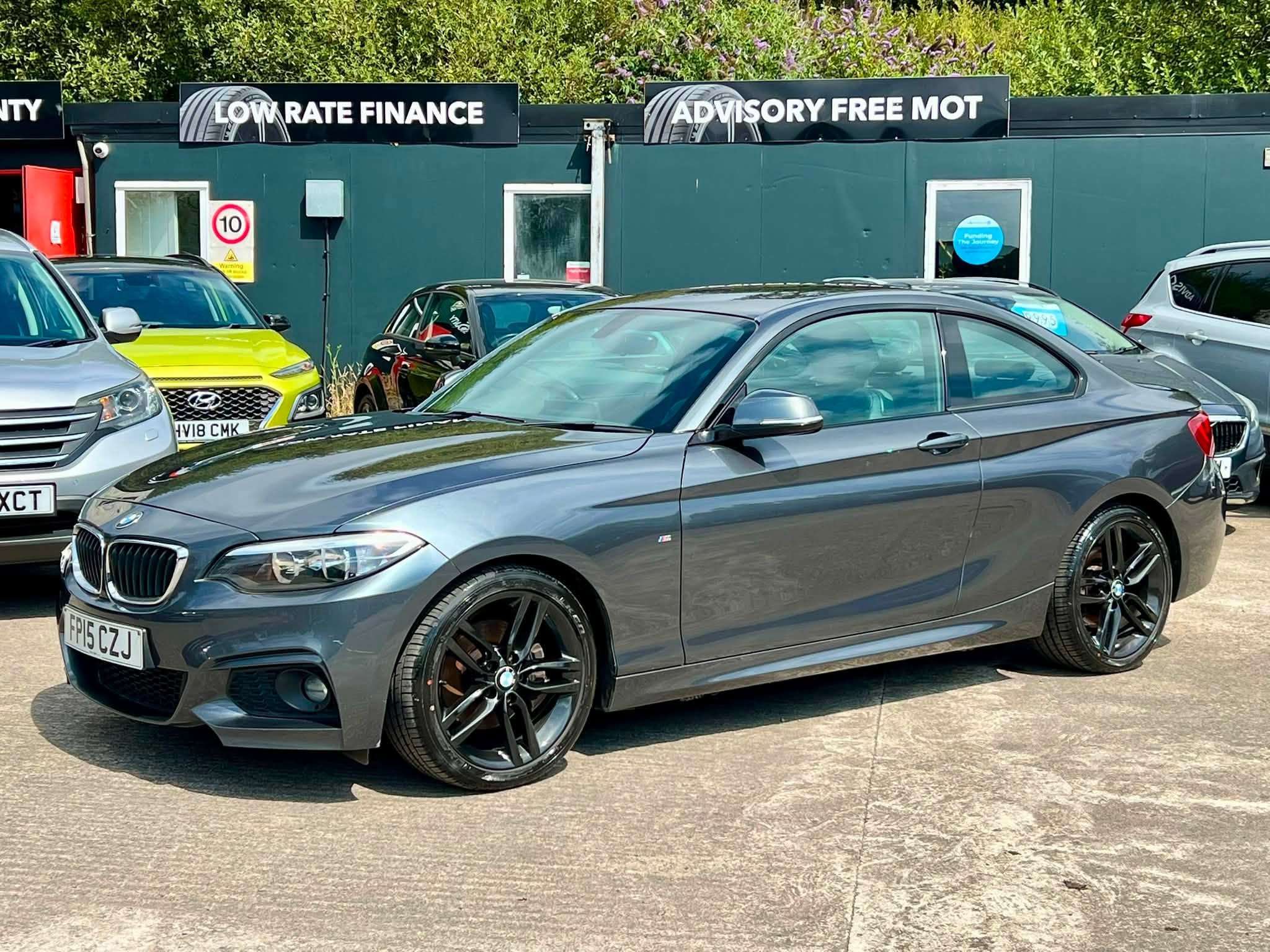 A 2015 BMW 2 SERIES 2.0 220d M Sport Coupe 2dr Diesel Auto Euro 6 (s/s) (190 ps) A 2015 BMW 2 SERIES 2.0 220d M Sport Coupe 2dr Diesel Auto Euro 6 (s/s) (190 ps)