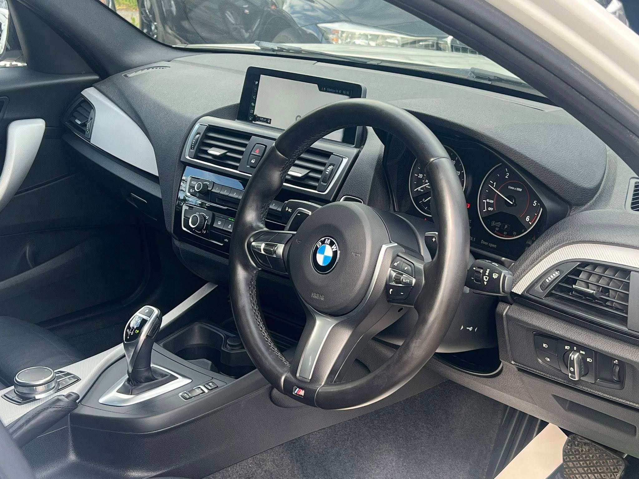 2017 BMW 1 SERIES 2017 BMW 1 SERIES