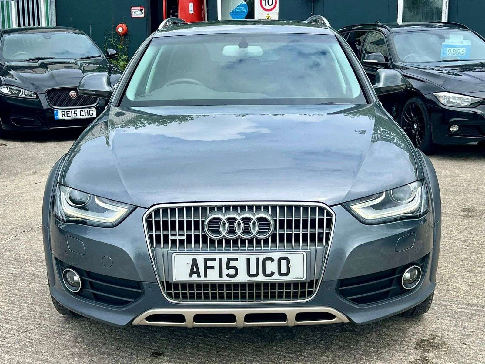 A 2015 AUDI A4 ALLROAD 2.0 TDI Sport Estate 5dr Diesel Manual quattro Euro 5 (s/s) (177 ps) A 2015 AUDI A4 ALLROAD 2.0 TDI Sport Estate 5dr Diesel Manual quattro Euro 5 (s/s) (177 ps)