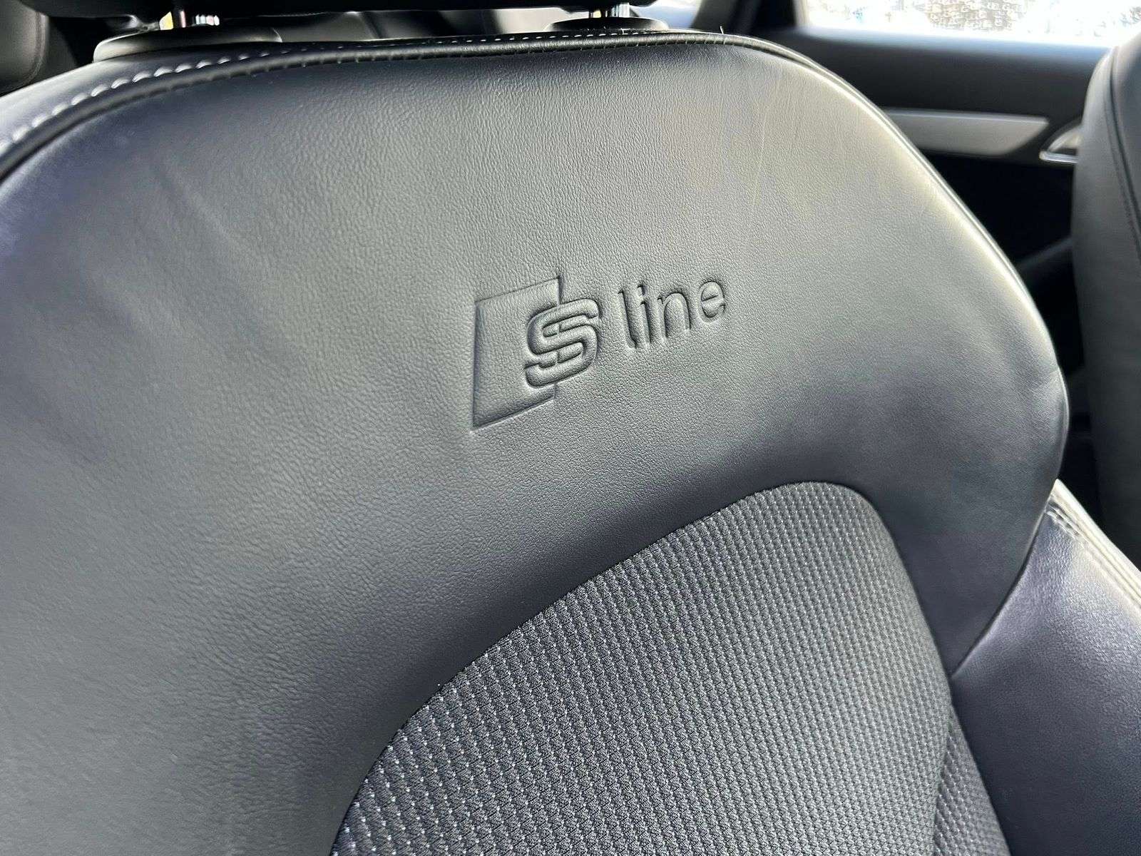 2015 AUDI Q3 2015 AUDI Q3