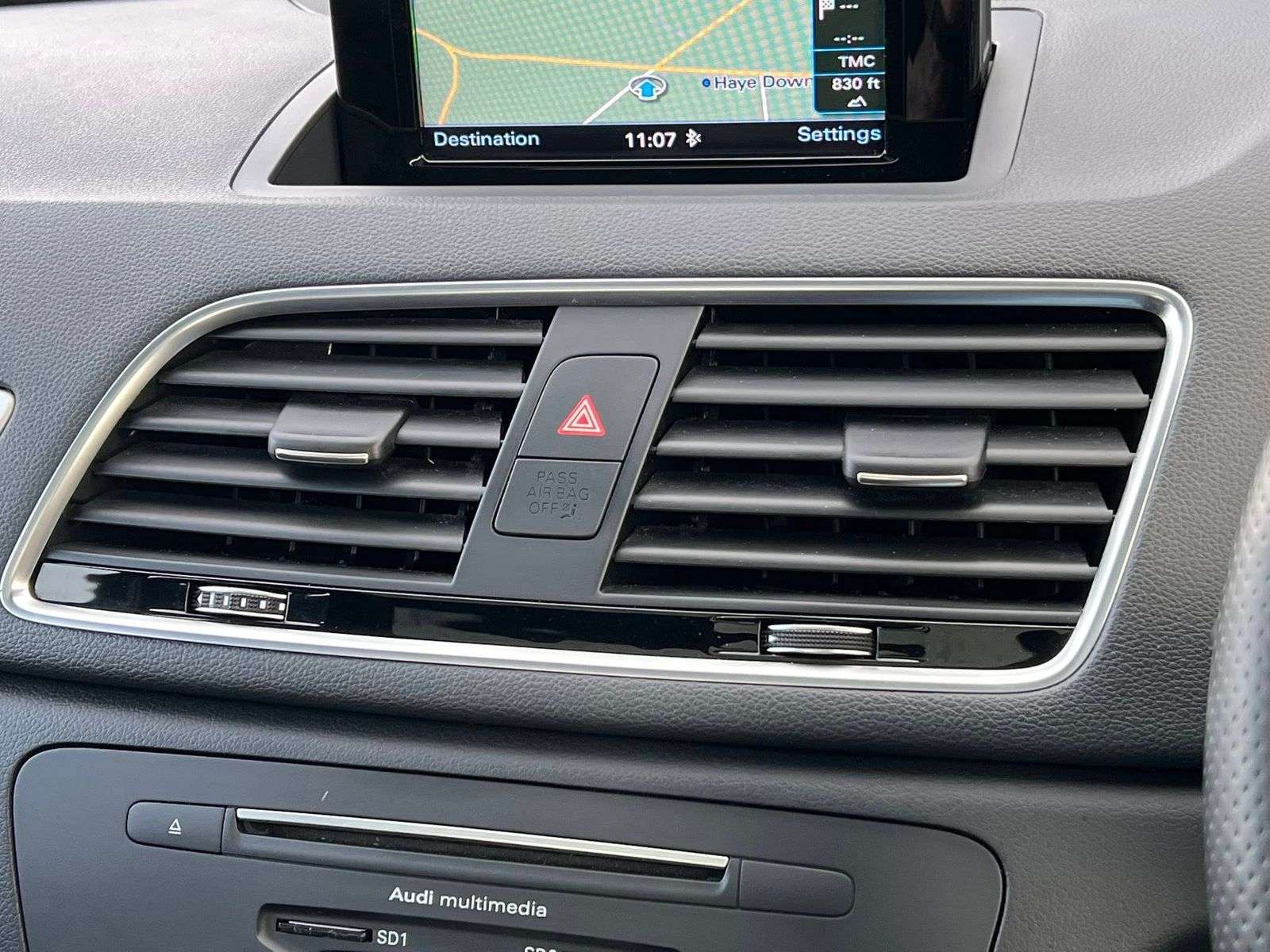 2015 AUDI Q3 2015 AUDI Q3