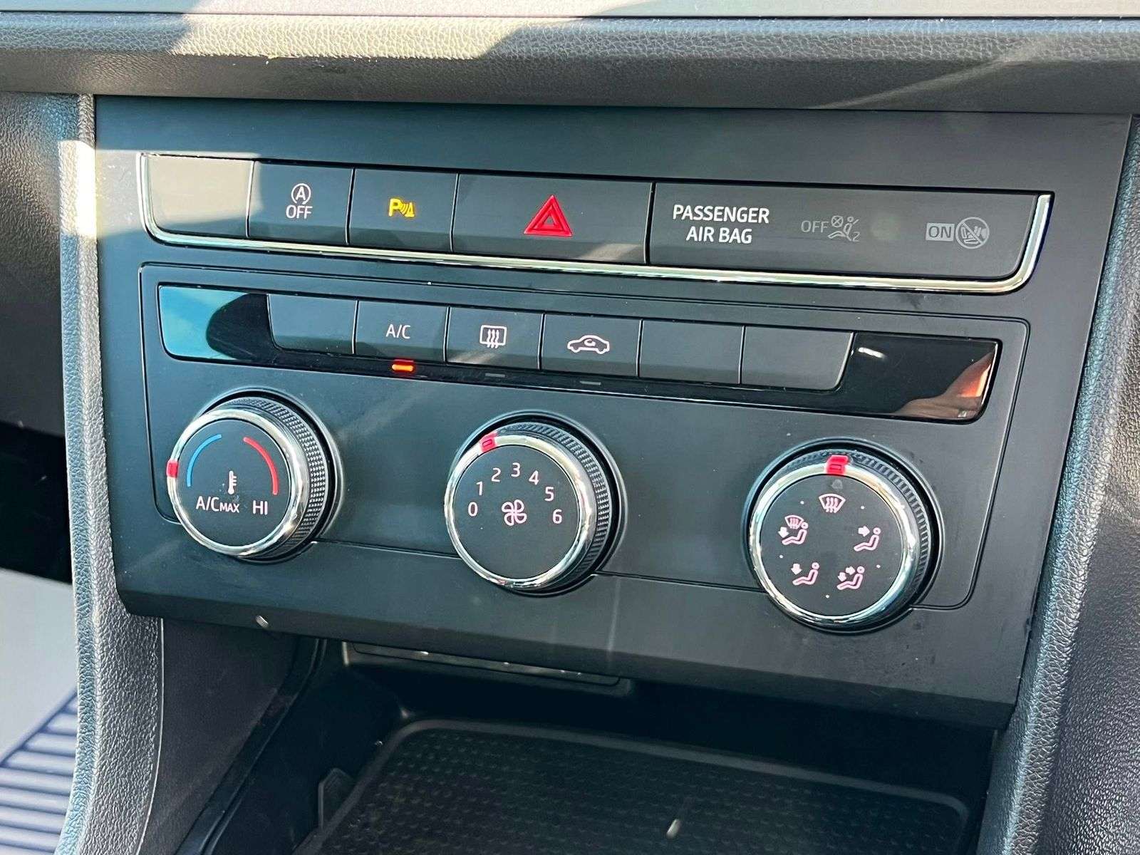 2020 SEAT LEON 2020 SEAT LEON