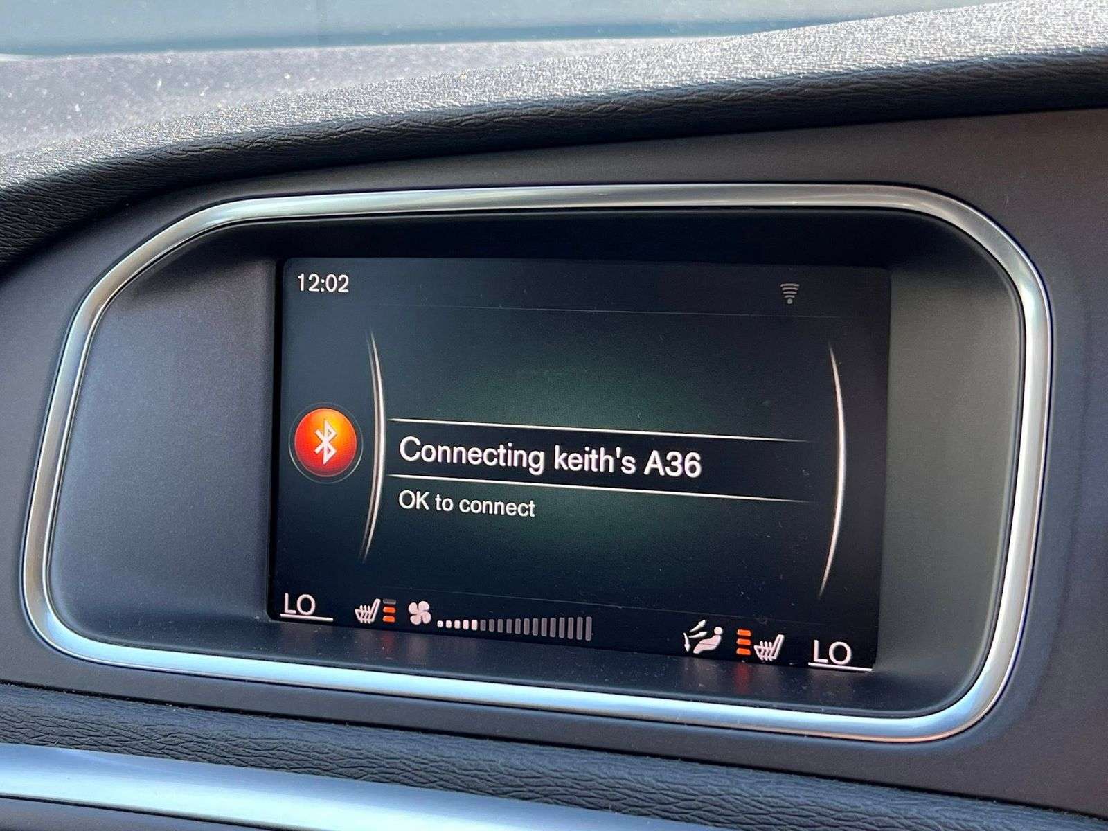 2017 VOLVO V40 CROSS COUNTRY 2017 VOLVO V40 CROSS COUNTRY