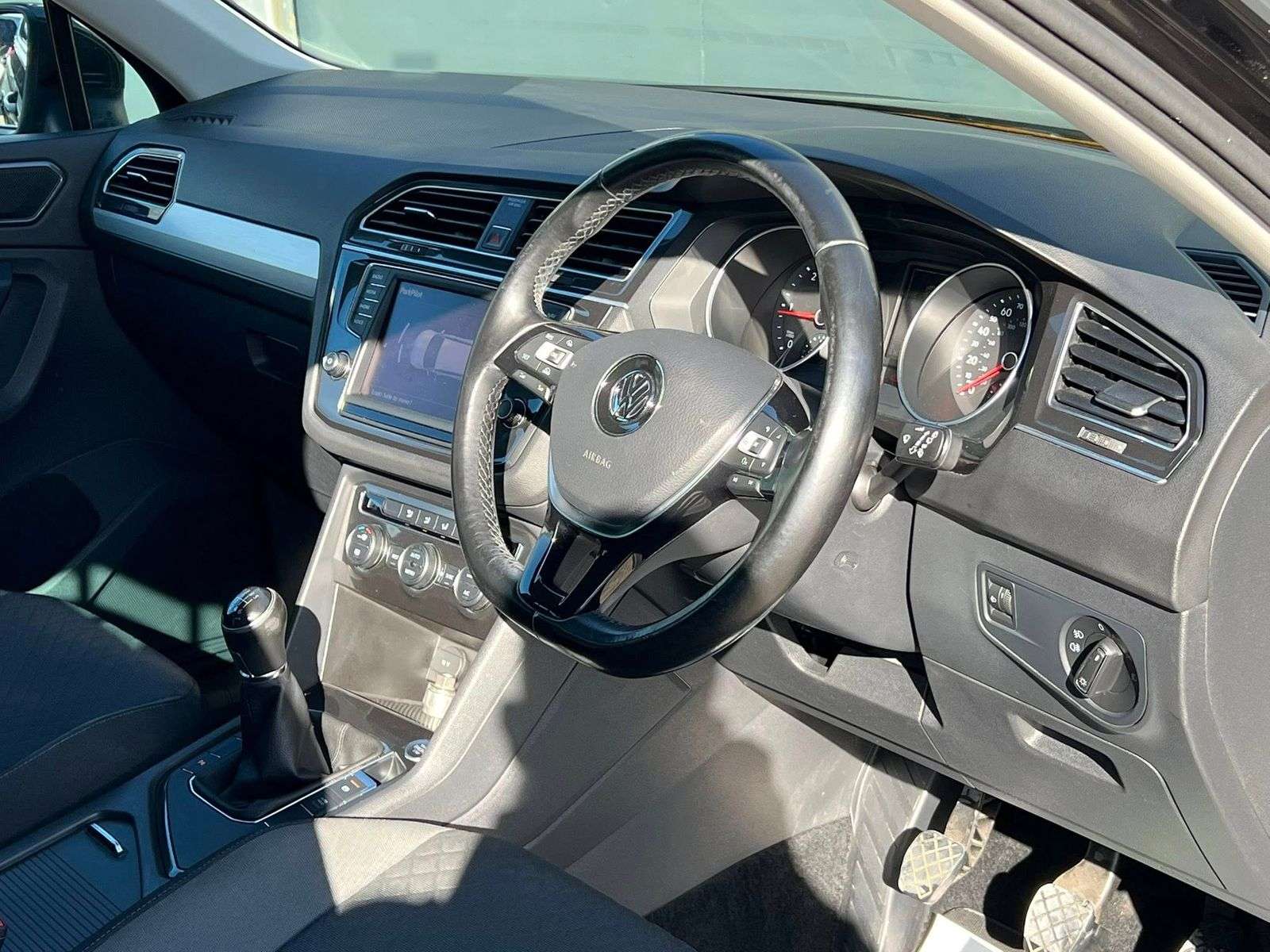 2017 VOLKSWAGEN TIGUAN 2017 VOLKSWAGEN TIGUAN