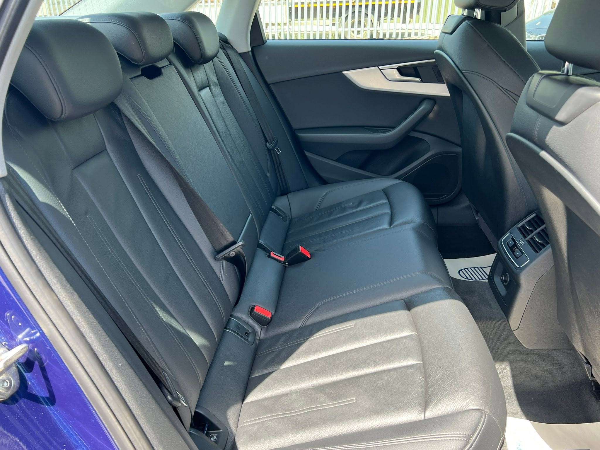 2017 AUDI A4 2017 AUDI A4