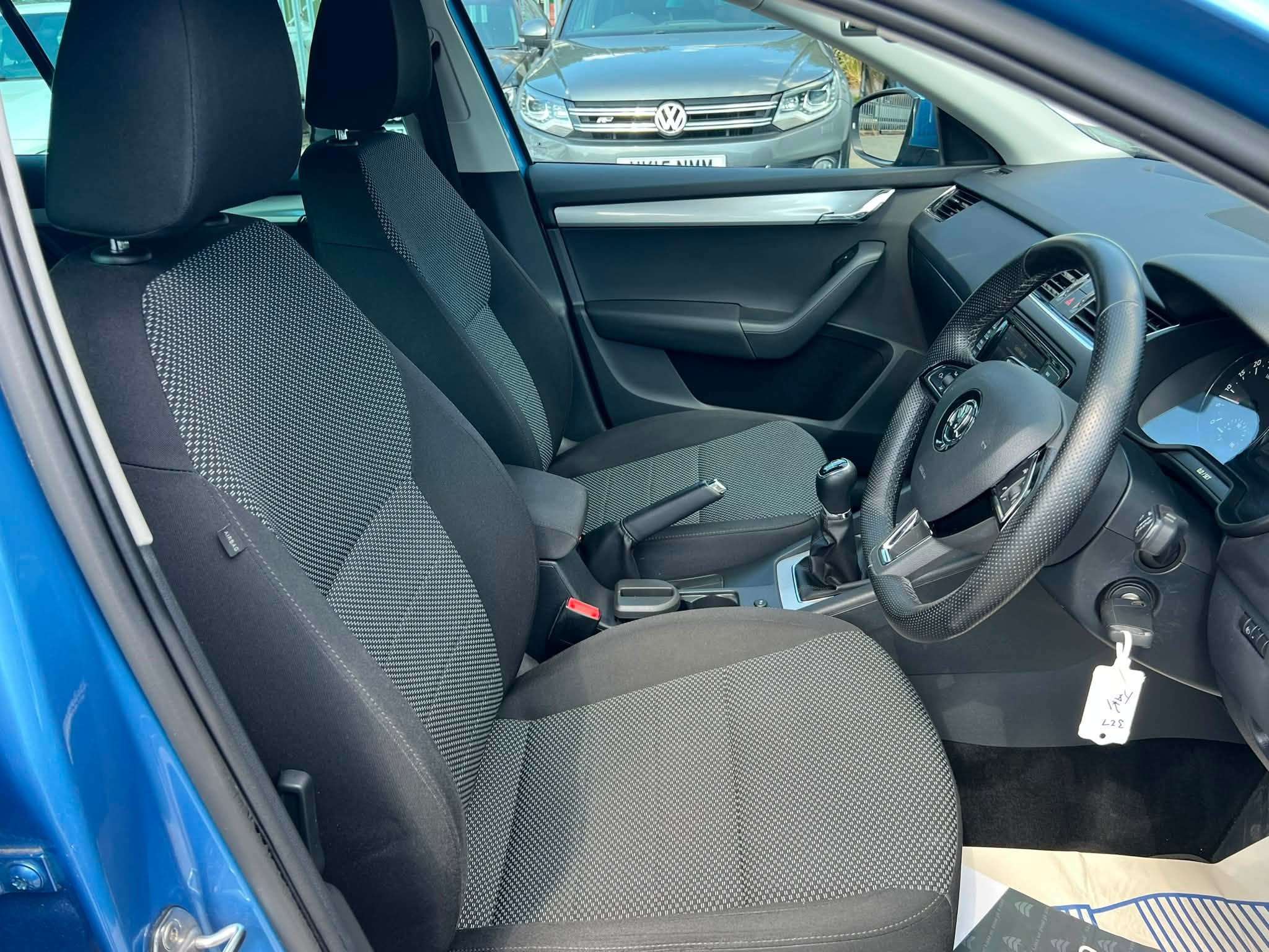 2015 SKODA OCTAVIA 2015 SKODA OCTAVIA