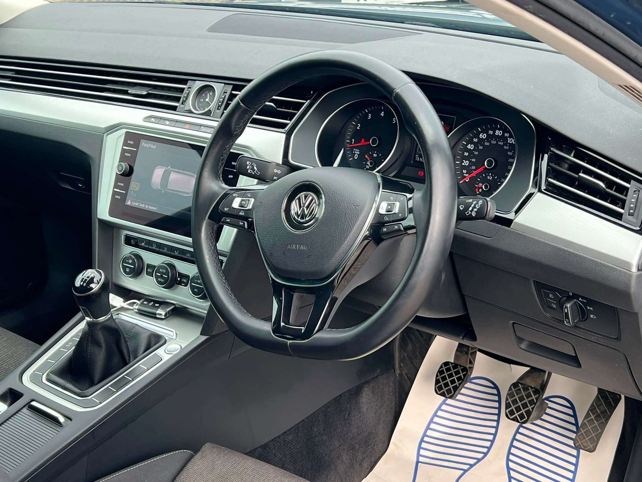 2018 VOLKSWAGEN PASSAT 2018 VOLKSWAGEN PASSAT