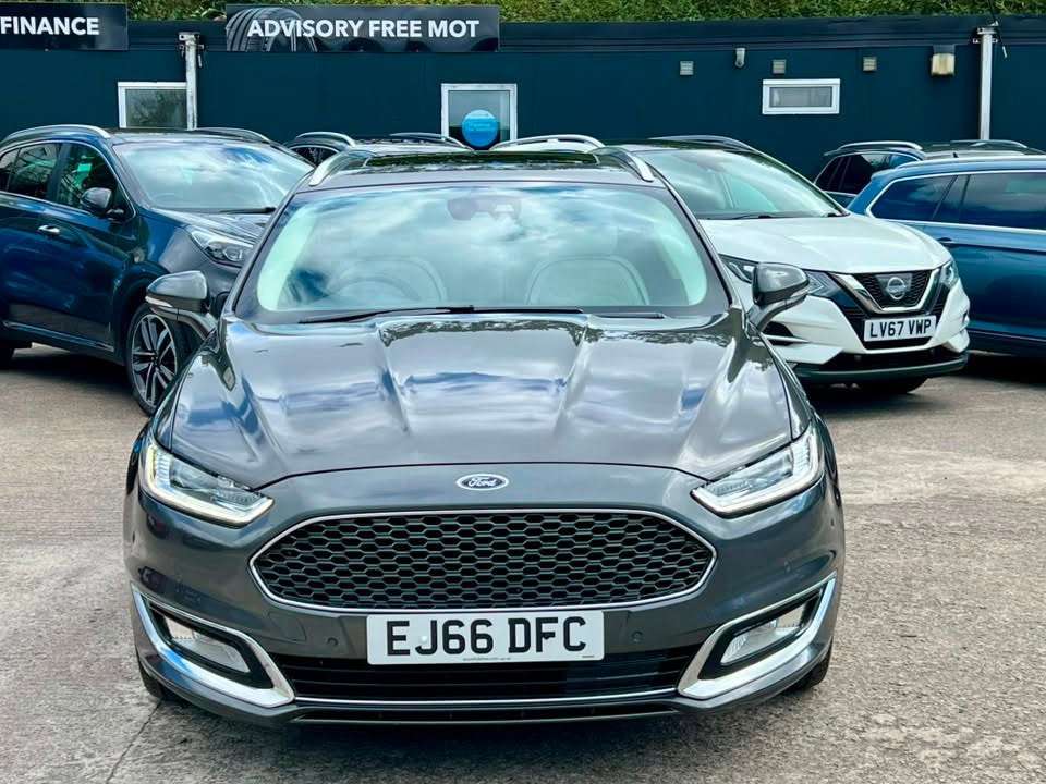 A 2016 FORD MONDEO 2.0 TDCi Vignale Estate 5dr Diesel Manual Euro 6 (s/s) (180 ps) A 2016 FORD MONDEO 2.0 TDCi Vignale Estate 5dr Diesel Manual Euro 6 (s/s) (180 ps)