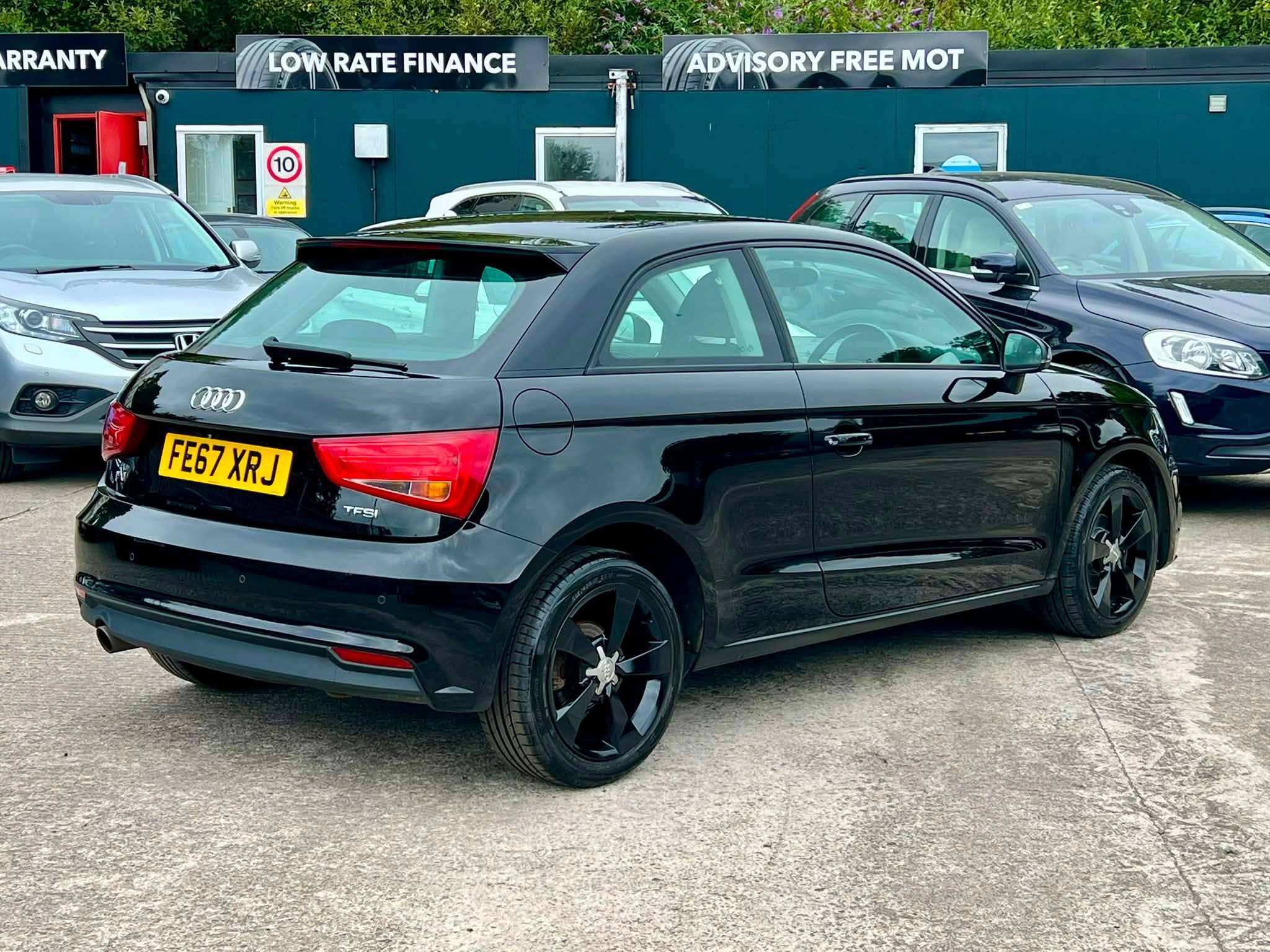 2017 AUDI A1 2017 AUDI A1