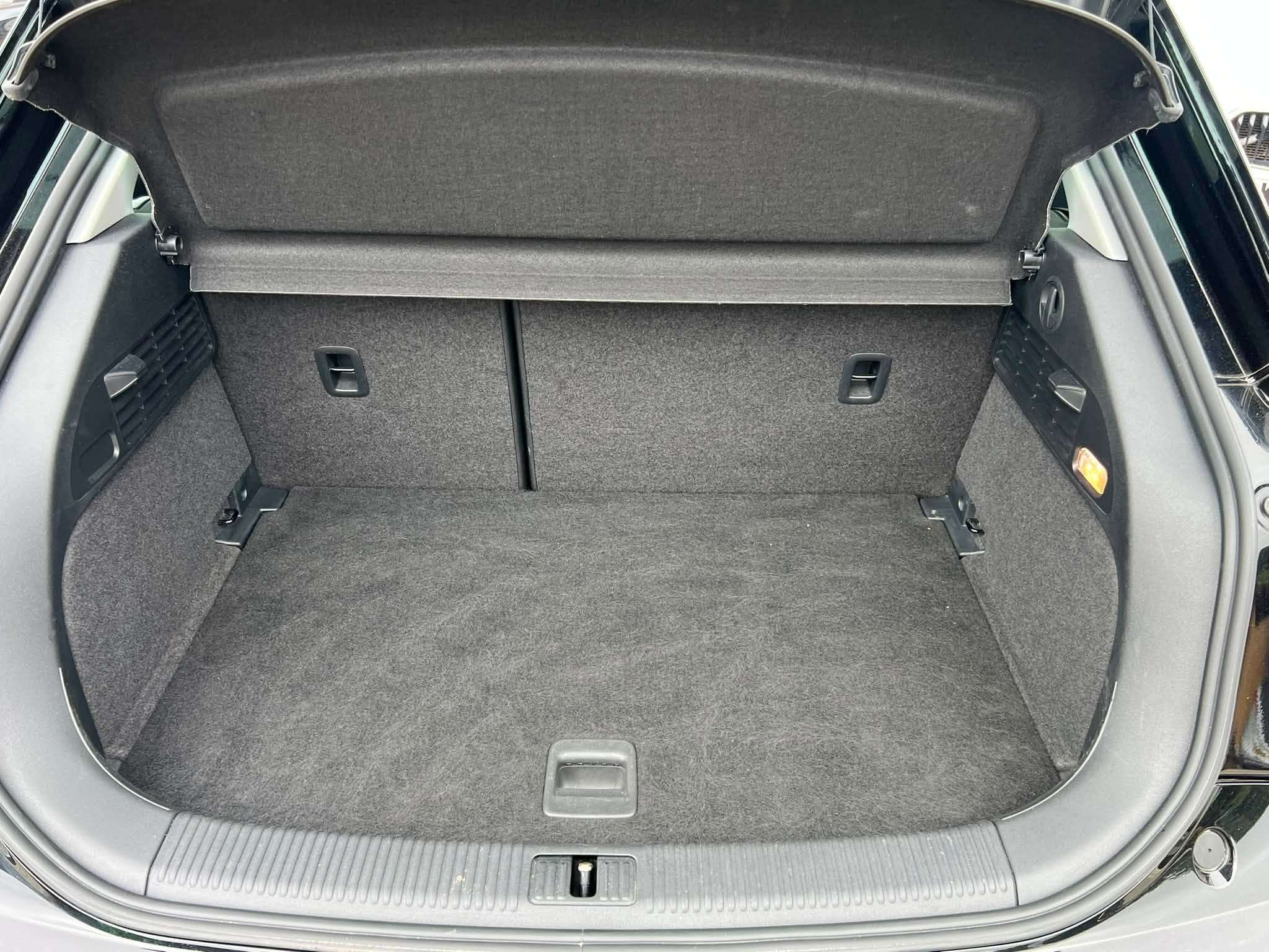 2017 AUDI A1 2017 AUDI A1