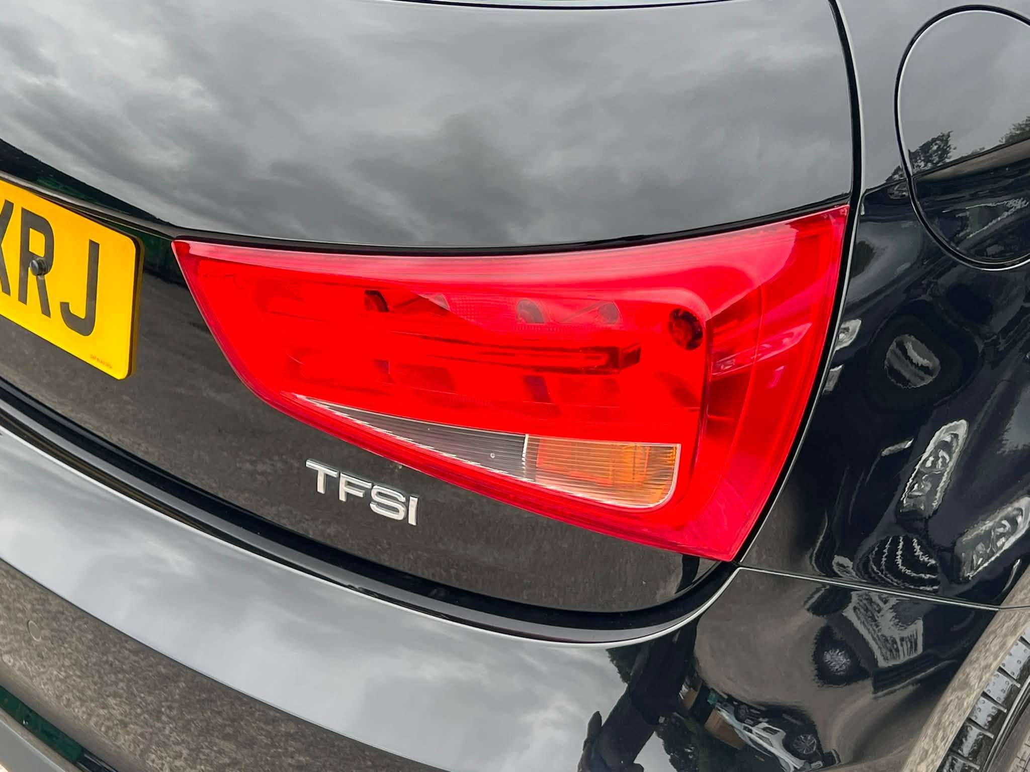 2017 AUDI A1 2017 AUDI A1