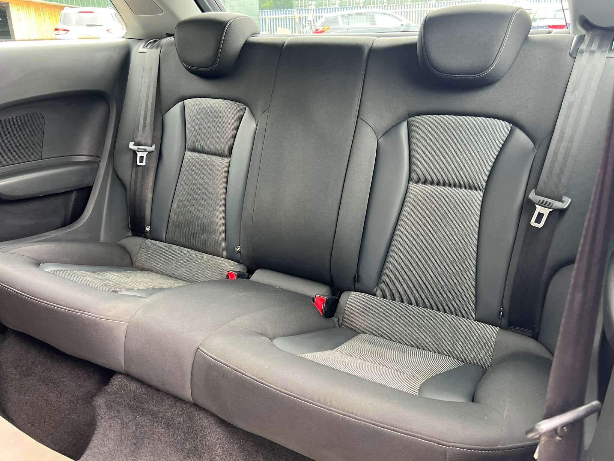 2017 AUDI A1 2017 AUDI A1
