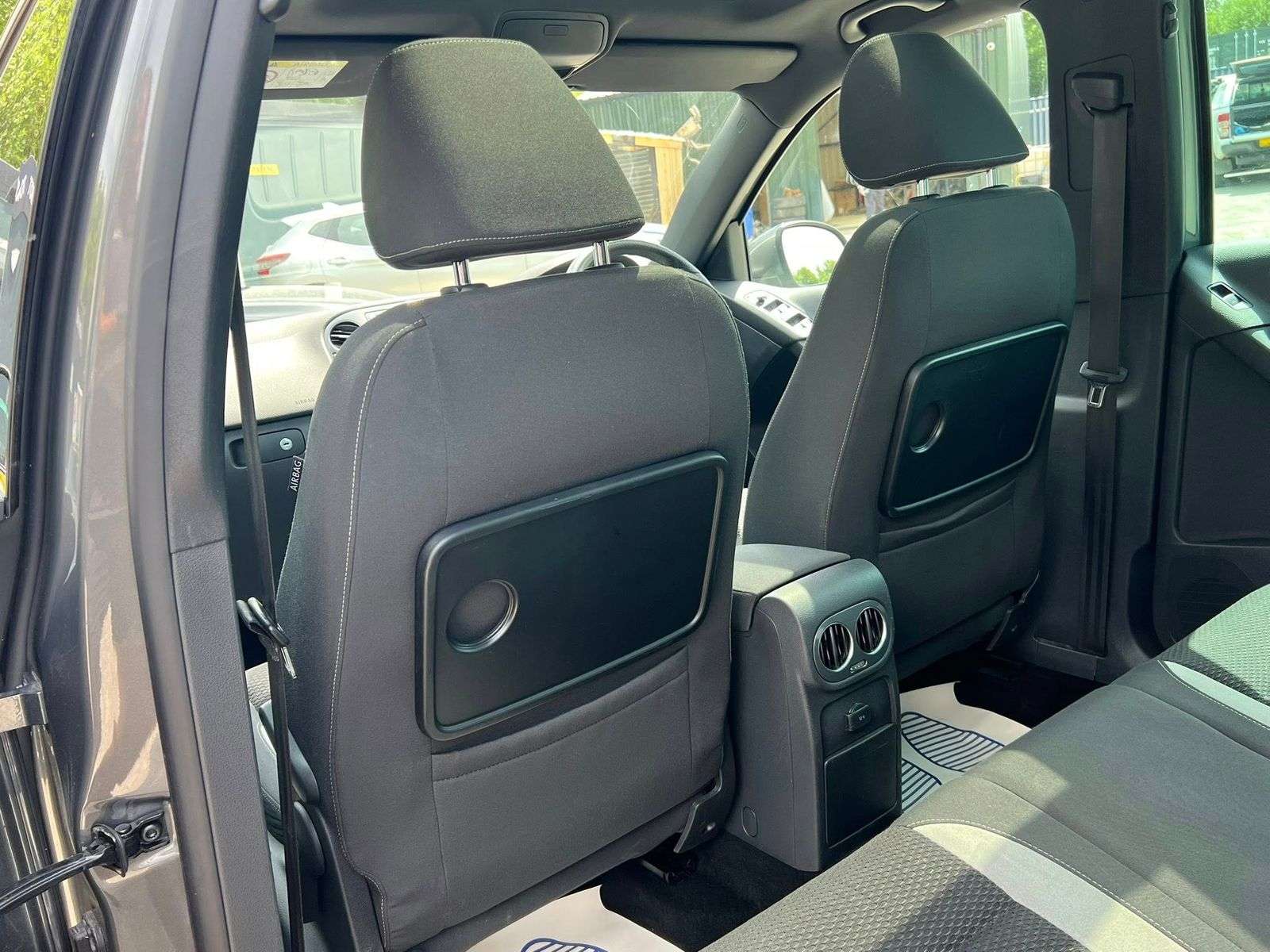 2015 VOLKSWAGEN TIGUAN 2015 VOLKSWAGEN TIGUAN