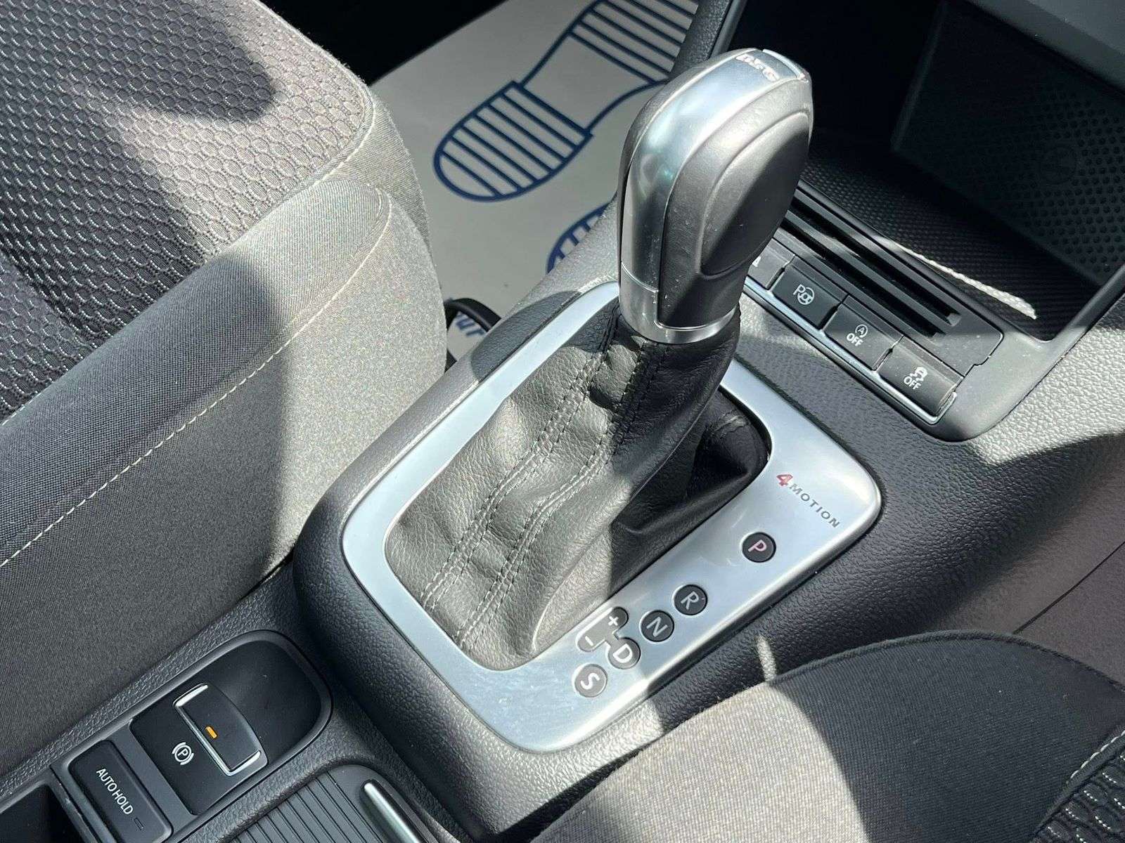 2015 VOLKSWAGEN TIGUAN 2015 VOLKSWAGEN TIGUAN