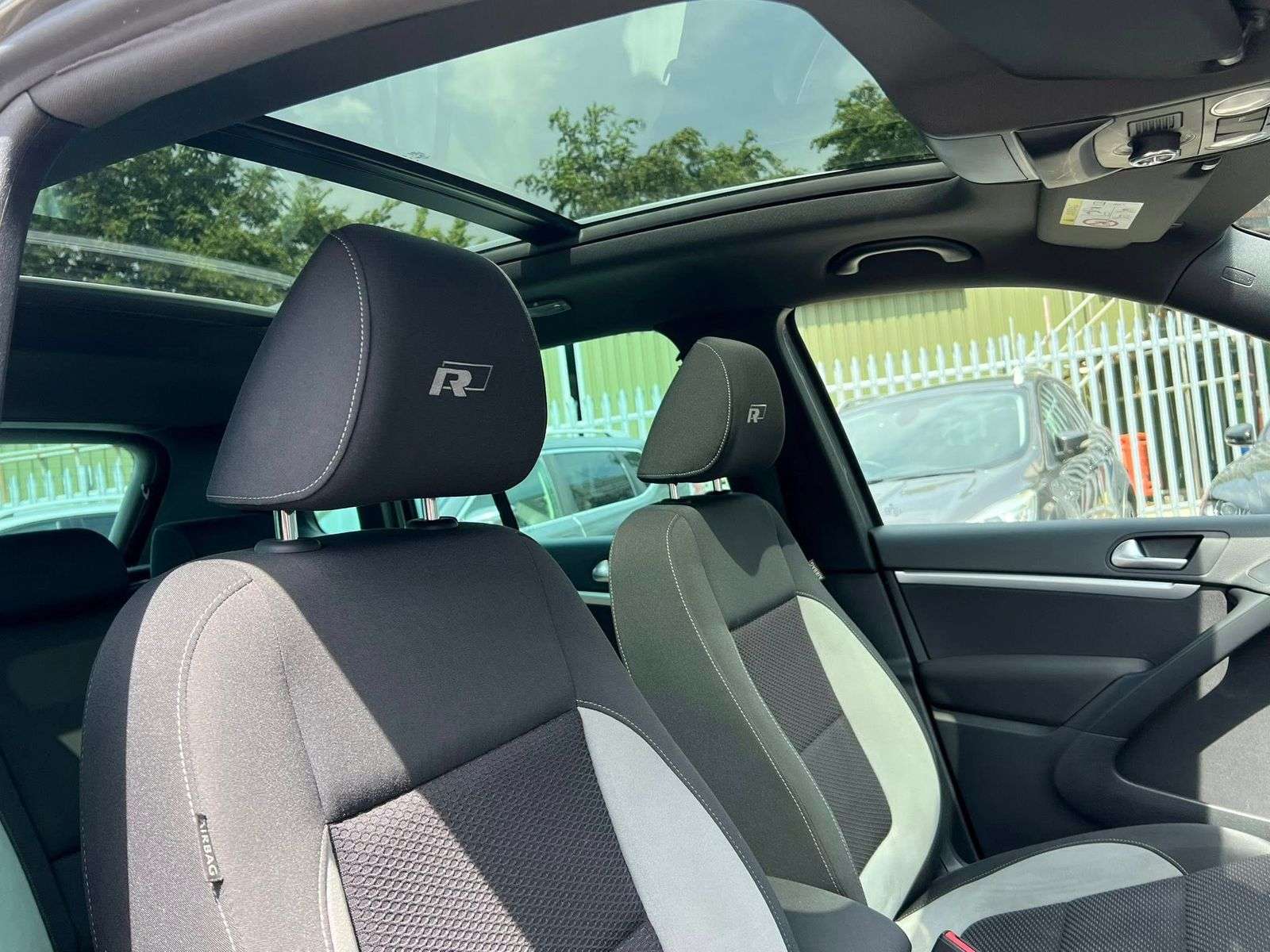 2015 VOLKSWAGEN TIGUAN 2015 VOLKSWAGEN TIGUAN