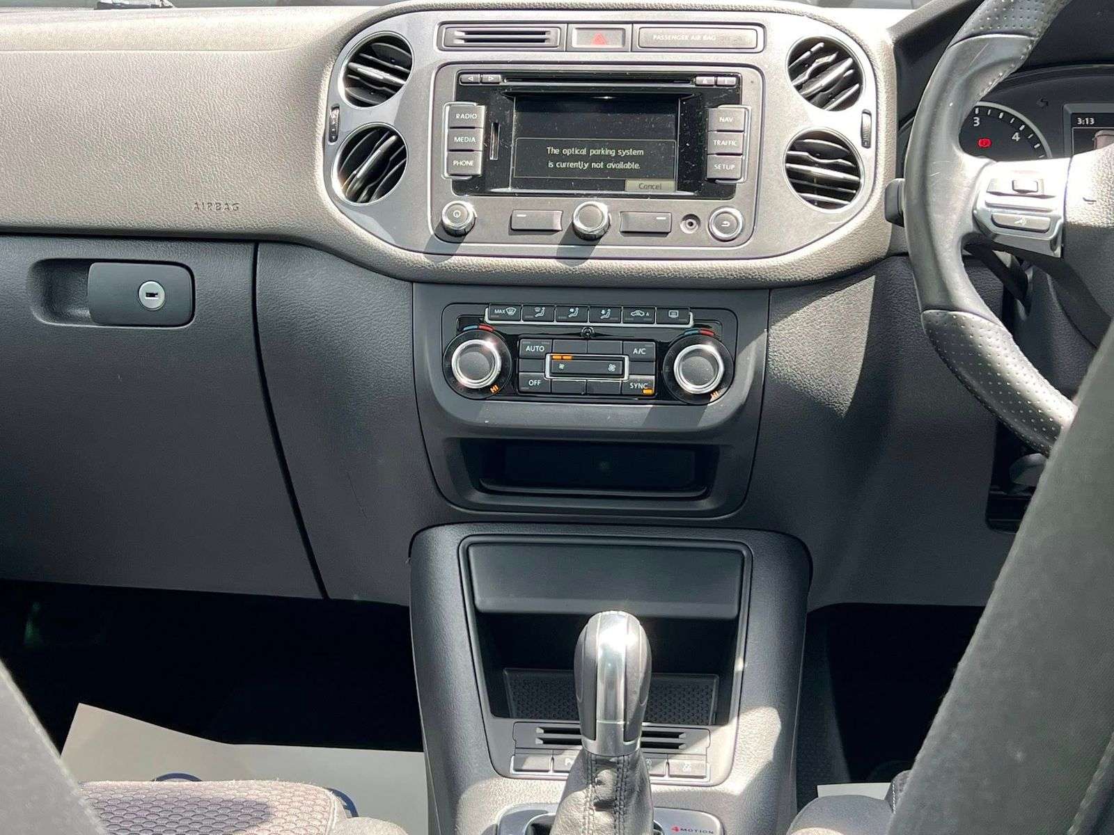 2015 VOLKSWAGEN TIGUAN 2015 VOLKSWAGEN TIGUAN