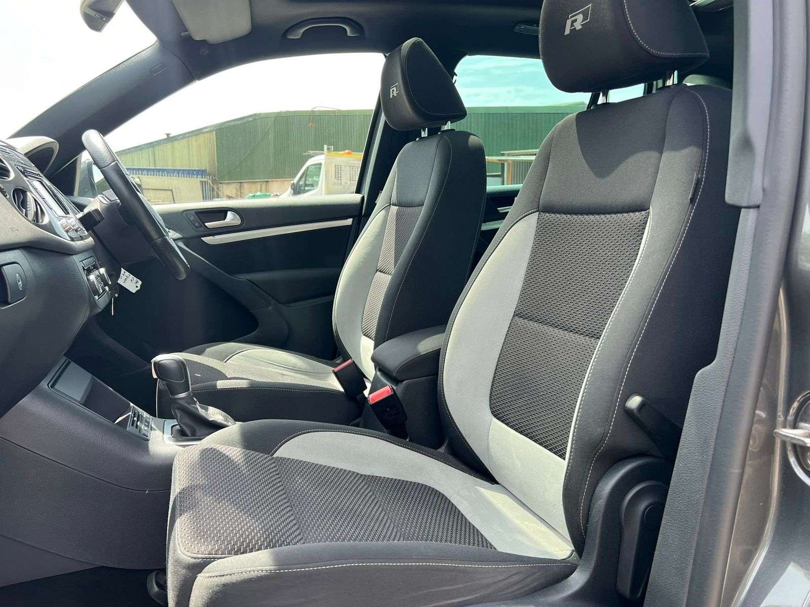 2015 VOLKSWAGEN TIGUAN 2015 VOLKSWAGEN TIGUAN