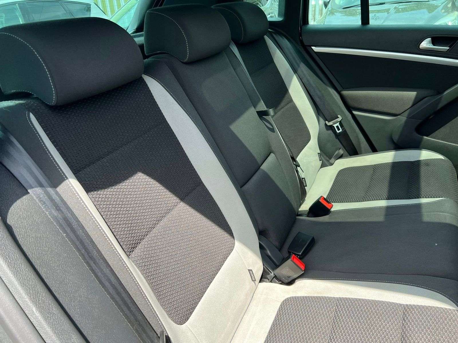 2015 VOLKSWAGEN TIGUAN 2015 VOLKSWAGEN TIGUAN