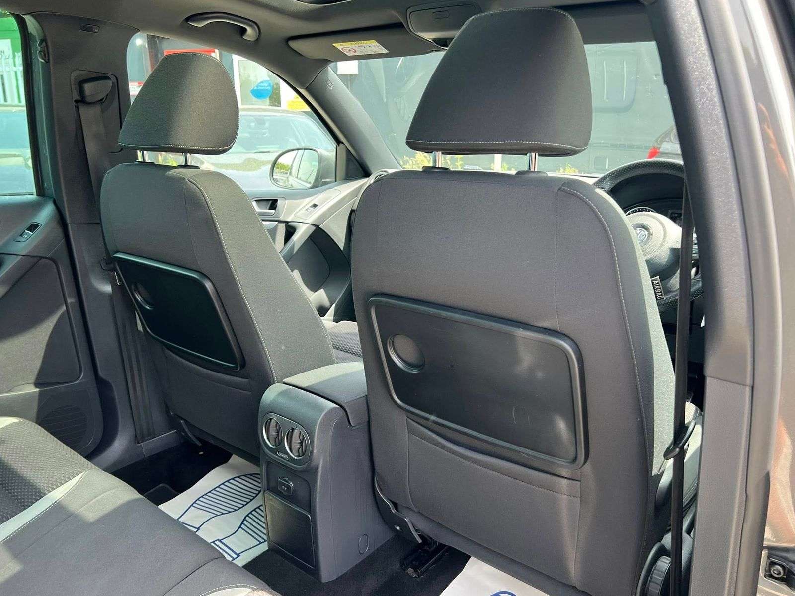 2015 VOLKSWAGEN TIGUAN 2015 VOLKSWAGEN TIGUAN