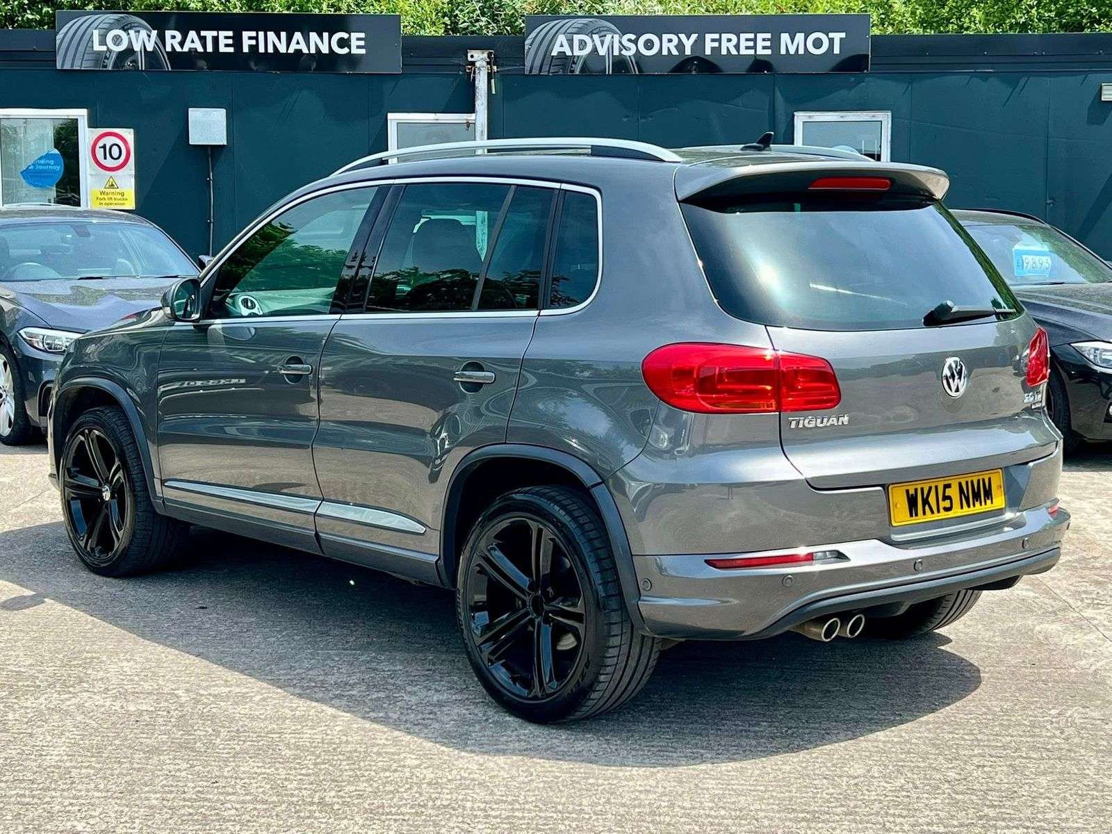 2015 VOLKSWAGEN TIGUAN 2015 VOLKSWAGEN TIGUAN