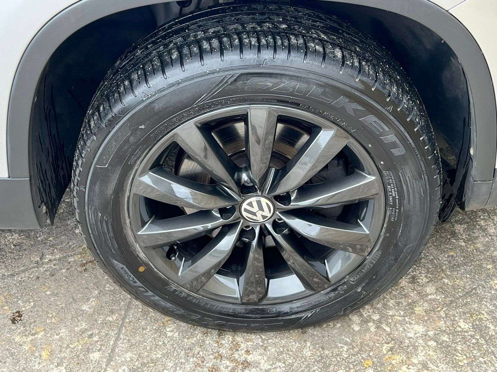 2015 VOLKSWAGEN TIGUAN 2015 VOLKSWAGEN TIGUAN