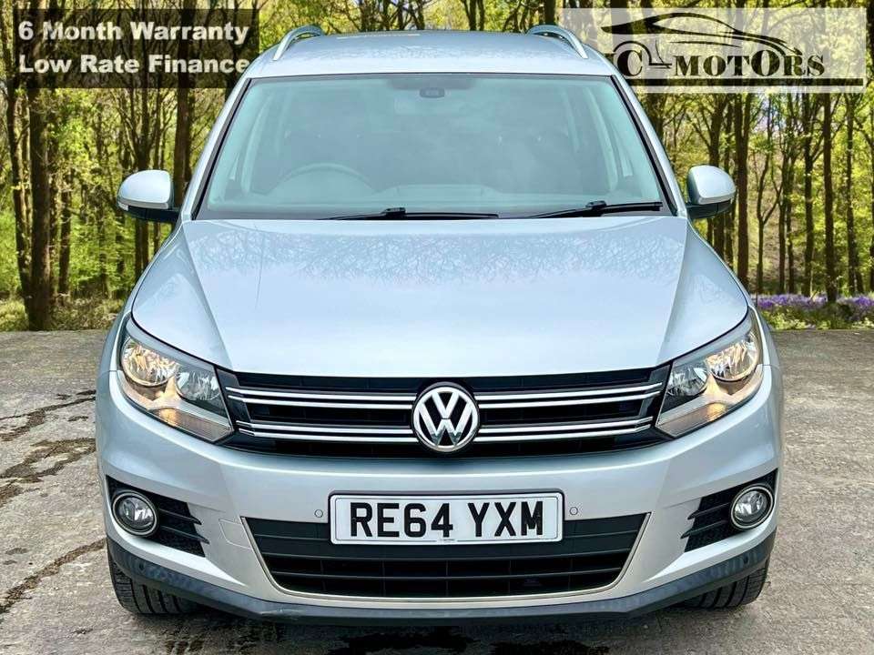 A 2015 VOLKSWAGEN TIGUAN 2.0 TDI BlueMotion Tech Match SUV 5dr Diesel Manual 4WD Euro 5 (s/s) (140 ps) A 2015 VOLKSWAGEN TIGUAN 2.0 TDI BlueMotion Tech Match SUV 5dr Diesel Manual 4WD Euro 5 (s/s) (140 ps)