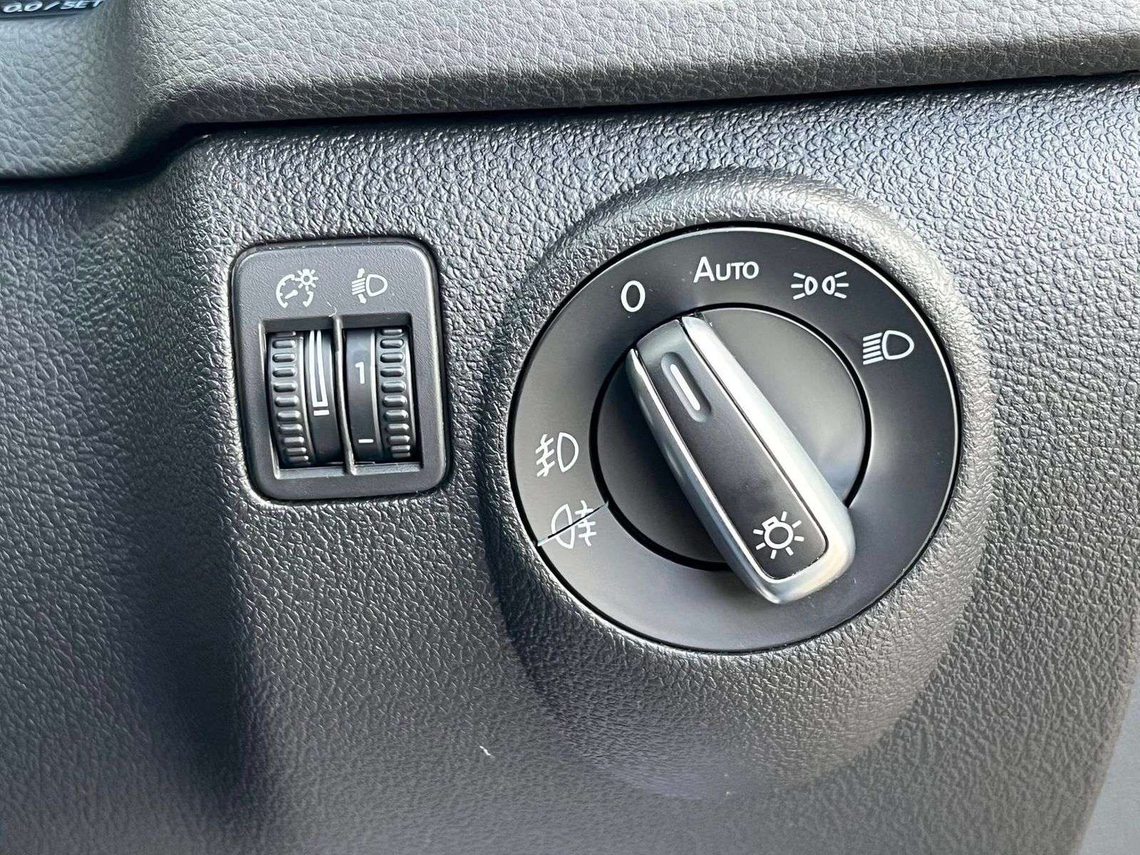 2016 VOLKSWAGEN TIGUAN 2016 VOLKSWAGEN TIGUAN