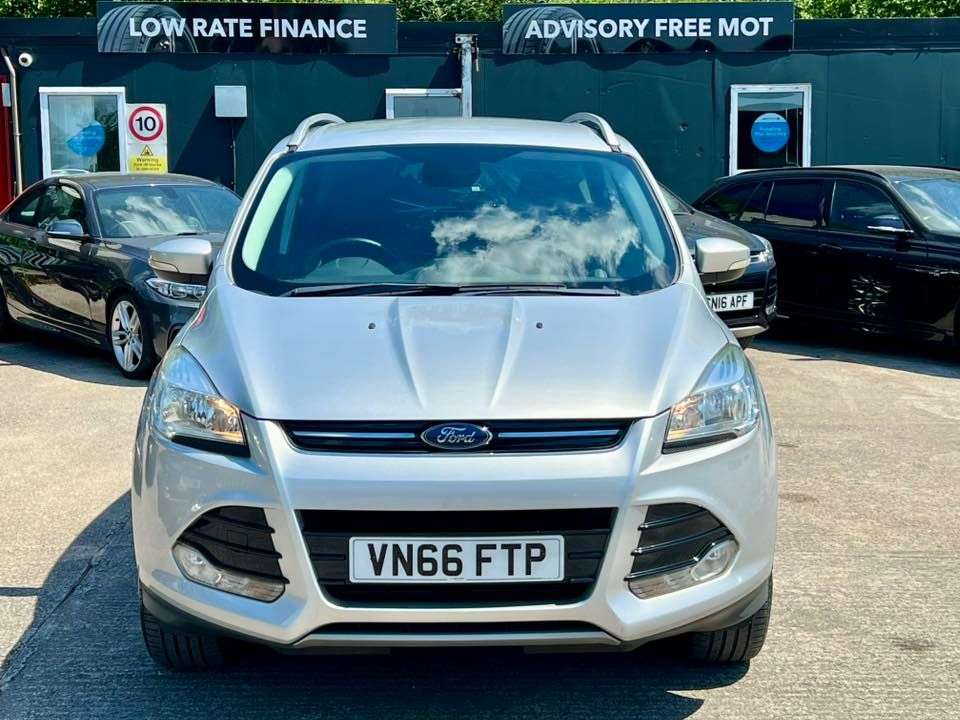 A 2016 FORD KUGA 2.0 TDCi Titanium SUV 5dr Diesel Manual AWD Euro 6 (s/s) (180 ps) A 2016 FORD KUGA 2.0 TDCi Titanium SUV 5dr Diesel Manual AWD Euro 6 (s/s) (180 ps)