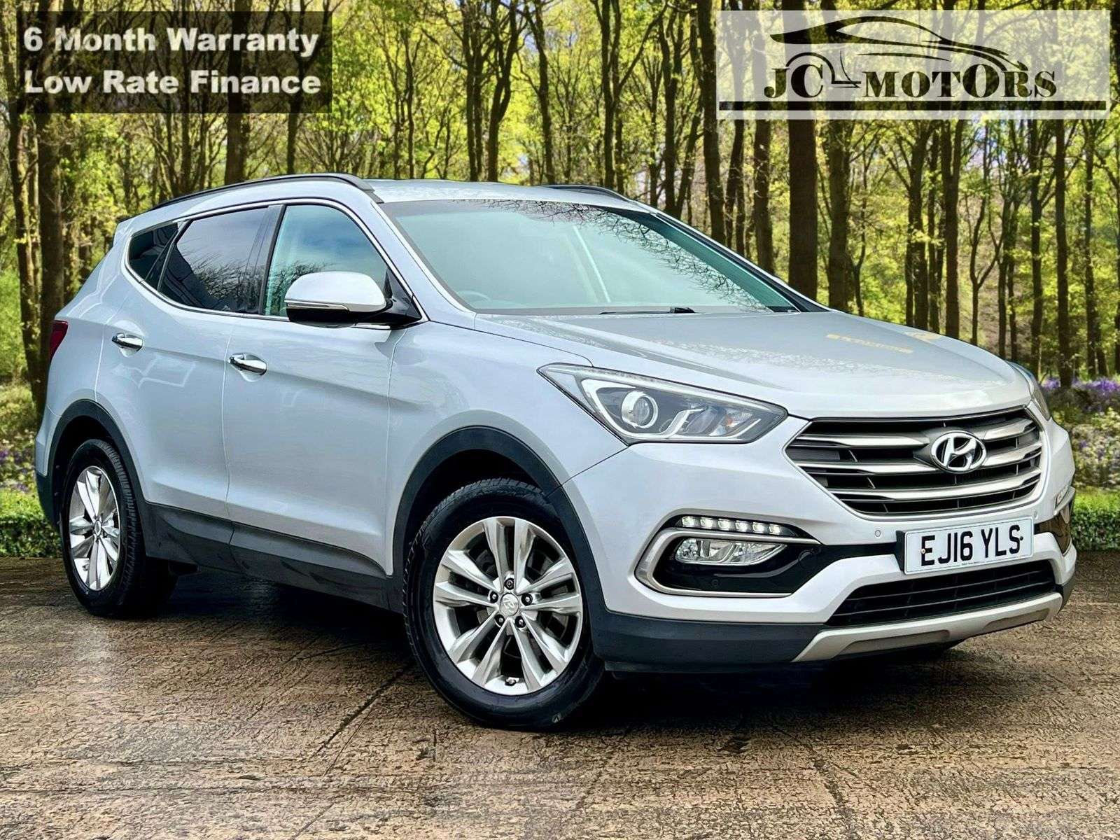 A 2016 HYUNDAI SANTA FE 2.2 CRDi Blue Drive Premium SUV 5dr Diesel Auto 4WD Euro 6 (s/s) (200 ps) A 2016 HYUNDAI SANTA FE 2.2 CRDi Blue Drive Premium SUV 5dr Diesel Auto 4WD Euro 6 (s/s) (200 ps)