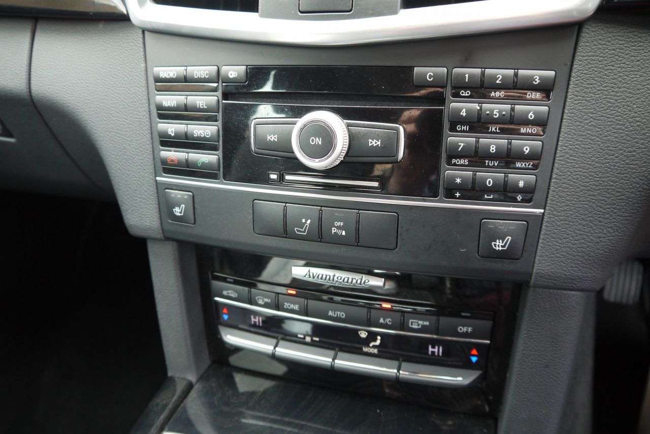 2011 MERCEDES-BENZ E-CLASS 2011 MERCEDES-BENZ E-CLASS