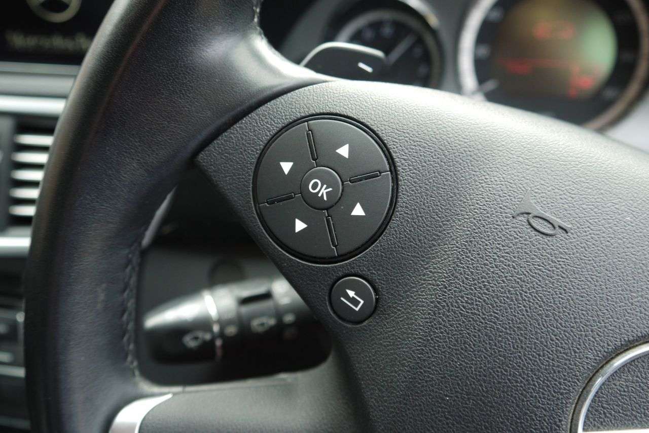 2011 MERCEDES-BENZ E-CLASS 2011 MERCEDES-BENZ E-CLASS