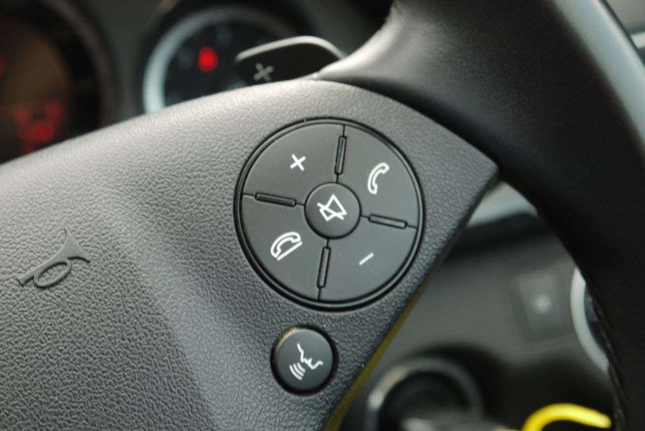 2011 MERCEDES-BENZ E-CLASS 2011 MERCEDES-BENZ E-CLASS