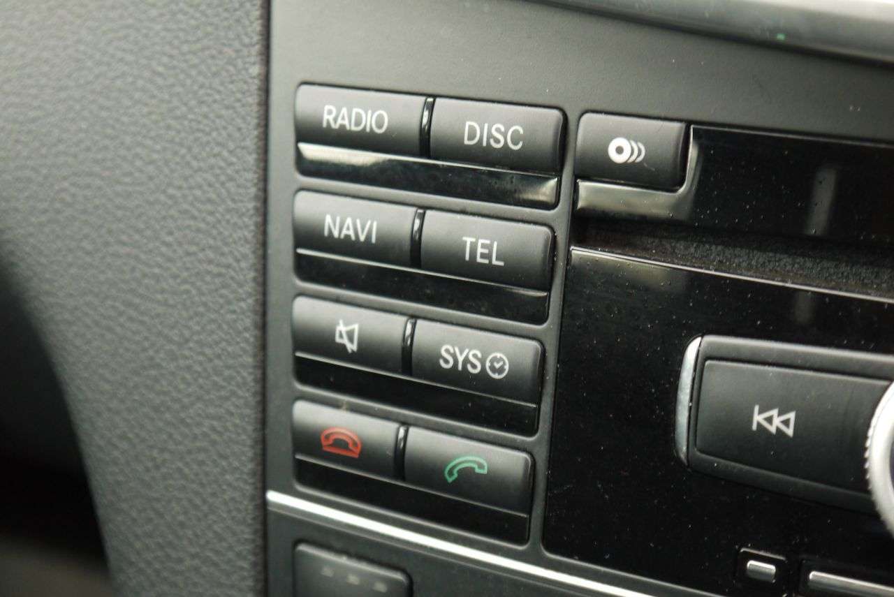 2011 MERCEDES-BENZ E-CLASS 2011 MERCEDES-BENZ E-CLASS