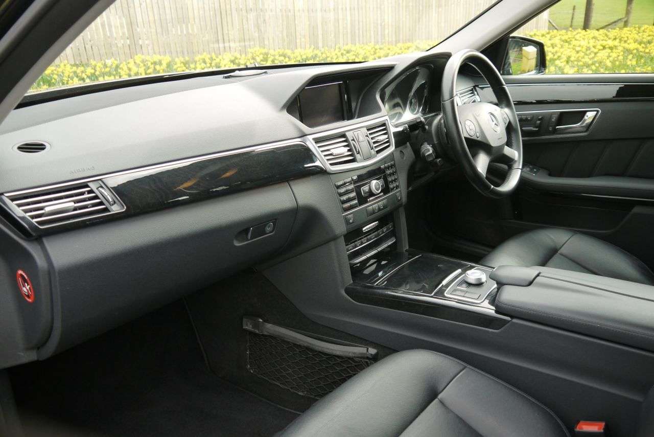 2011 MERCEDES-BENZ E-CLASS 2011 MERCEDES-BENZ E-CLASS