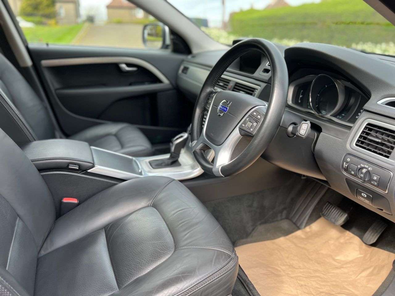 2013 VOLVO XC70 2013 VOLVO XC70