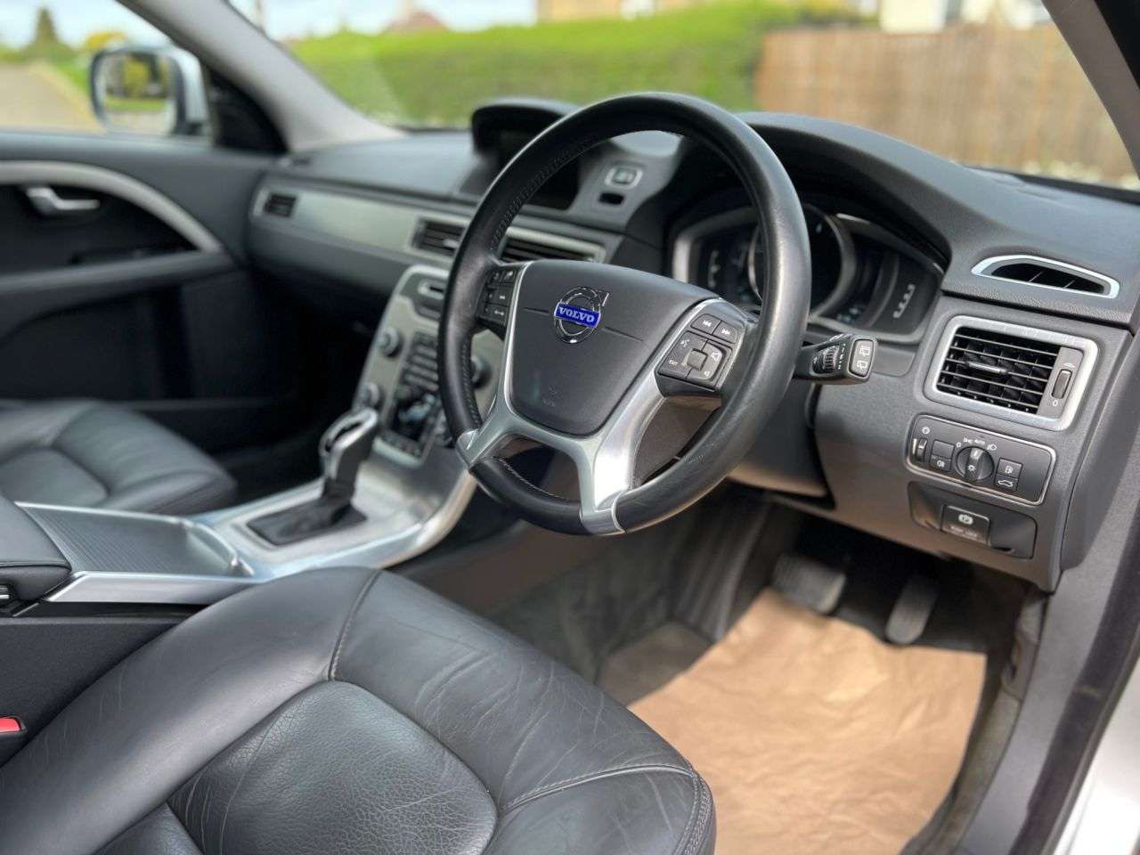 2013 VOLVO XC70 2013 VOLVO XC70