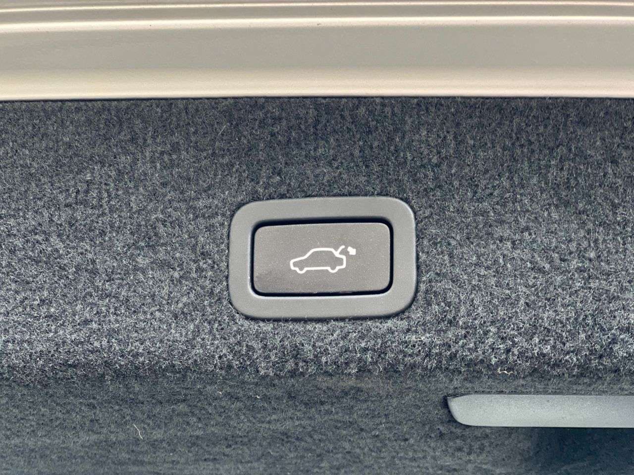 2013 VOLVO XC70 2013 VOLVO XC70