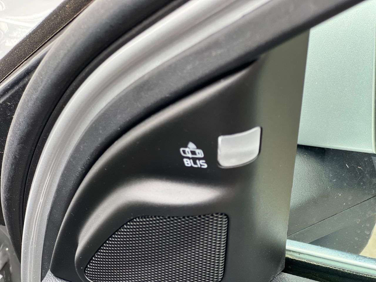 2013 VOLVO XC70 2013 VOLVO XC70