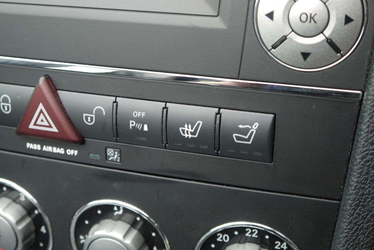 2009 MERCEDES SLK 2009 MERCEDES SLK