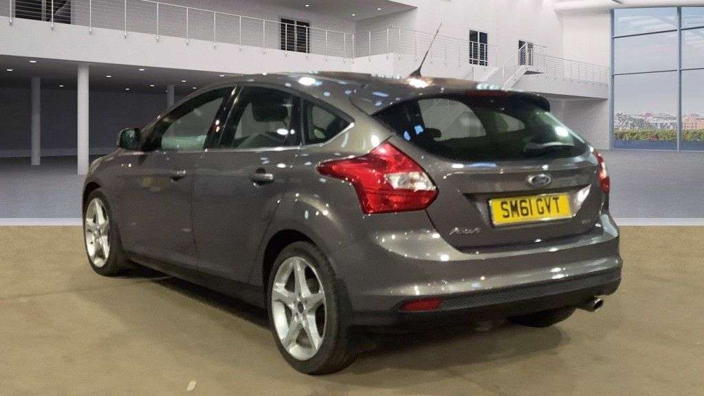 A 2011 FORD FOCUS TITANIUM X A 2011 FORD FOCUS TITANIUM X