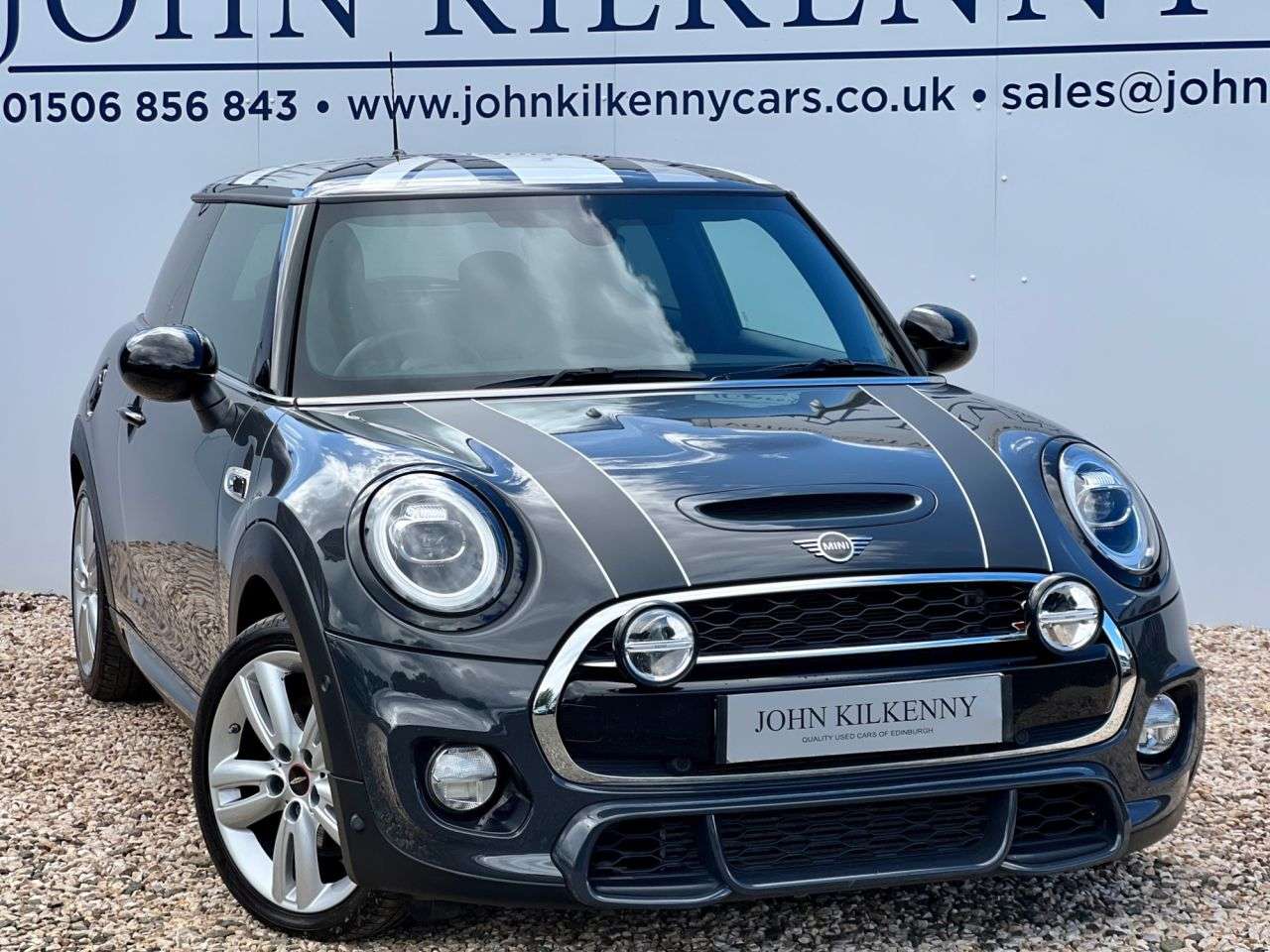 A 2018 MINI MINI COOPER S SPORT A 2018 MINI MINI COOPER S SPORT