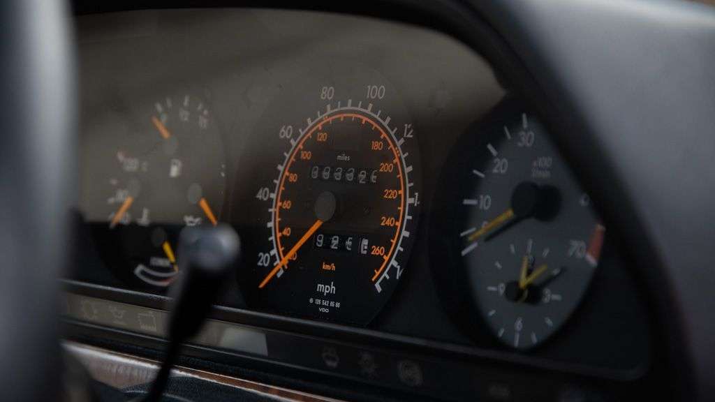 1990 MERCEDES-BENZ SEC SERIES 1990 MERCEDES-BENZ SEC SERIES