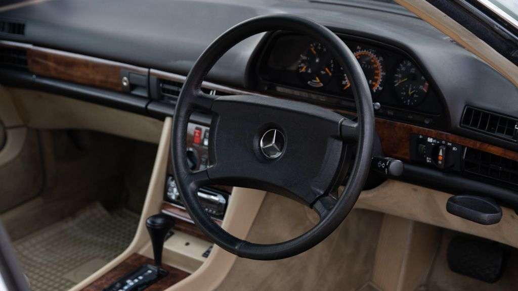 1990 MERCEDES-BENZ SEC SERIES 1990 MERCEDES-BENZ SEC SERIES