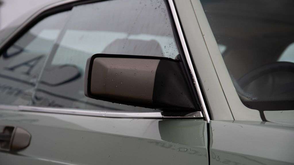 1990 MERCEDES-BENZ SEC SERIES 1990 MERCEDES-BENZ SEC SERIES