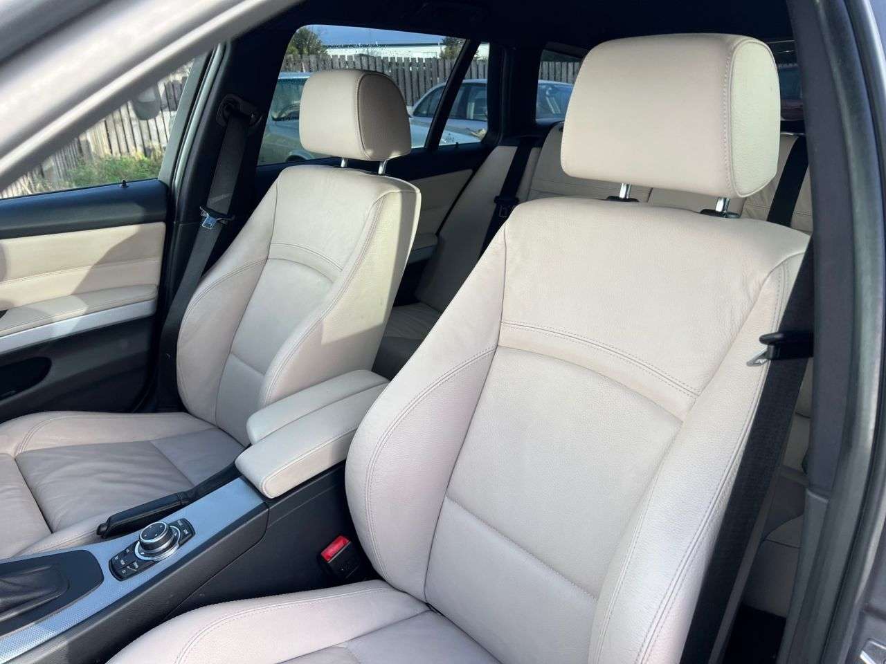 2011 BMW 3 SERIES 2011 BMW 3 SERIES