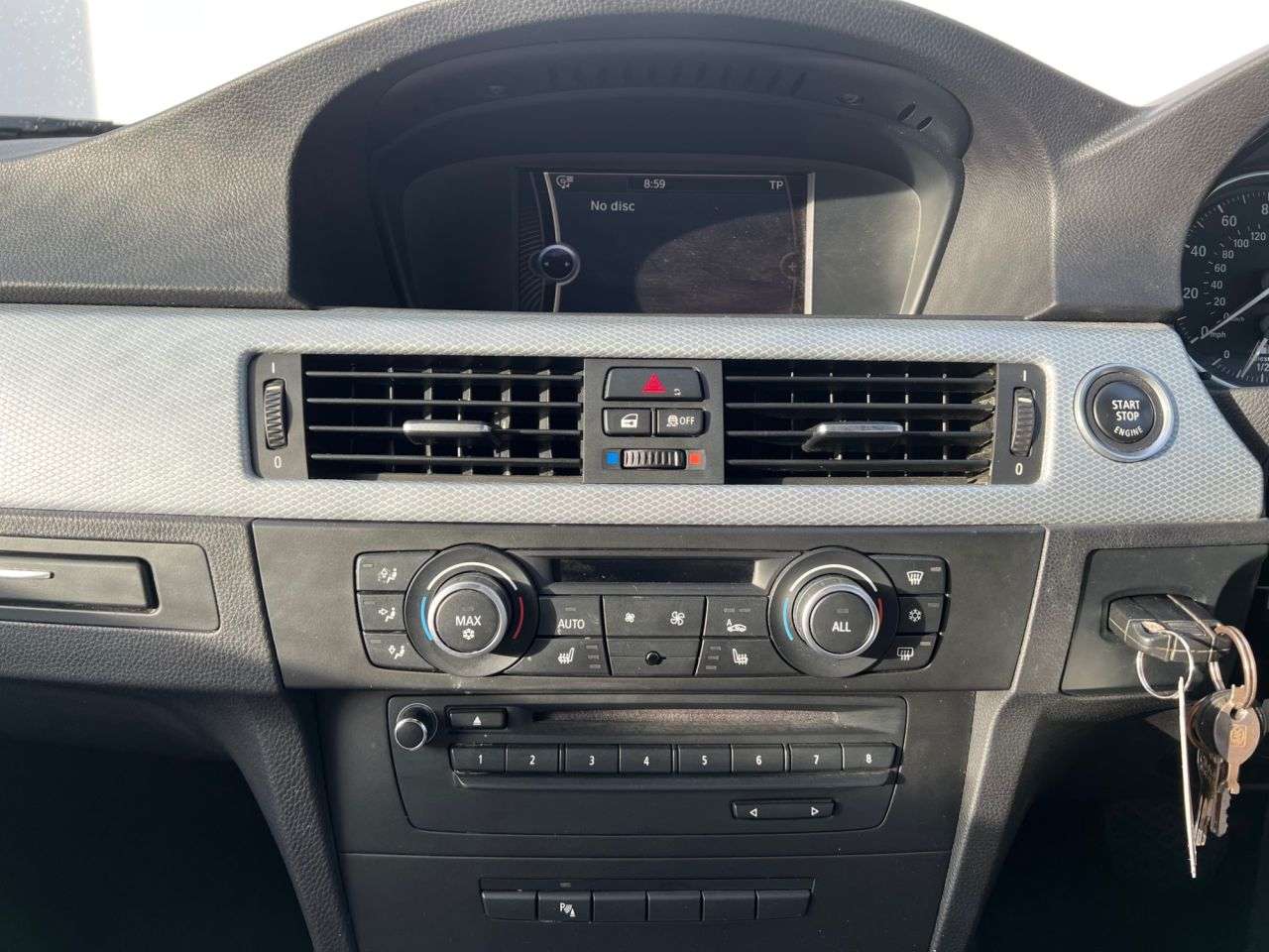 2011 BMW 3 SERIES 2011 BMW 3 SERIES