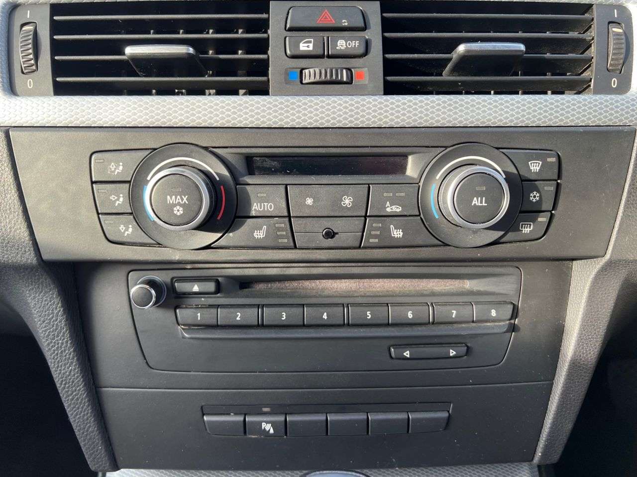 2011 BMW 3 SERIES 2011 BMW 3 SERIES