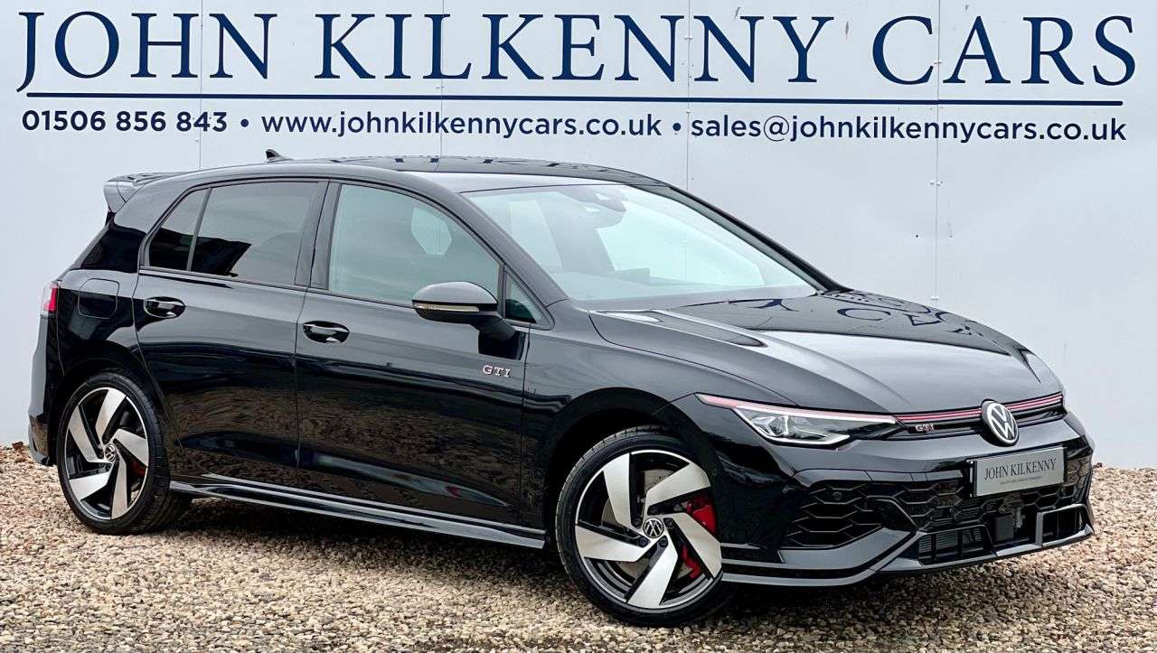 A 2025 VOLKSWAGEN GOLF 2.0 TSI GTI Clubsport Hatchback 5dr Petrol DSG Euro 6 (s/s) (300 ps) A 2025 VOLKSWAGEN GOLF 2.0 TSI GTI Clubsport Hatchback 5dr Petrol DSG Euro 6 (s/s) (300 ps)